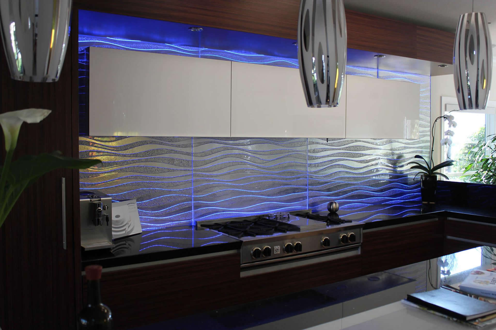 custom cast glass backsplash by Experience Glass